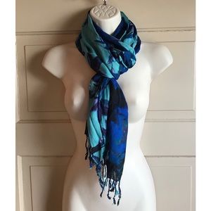 NWT Coldwater Creek Scarf
